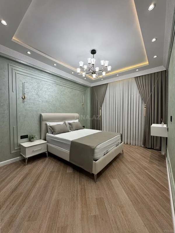 Satılır 3 otaqlı mənzil 105 m²