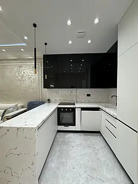 Satılır 3 otaqlı mənzil 105 m²