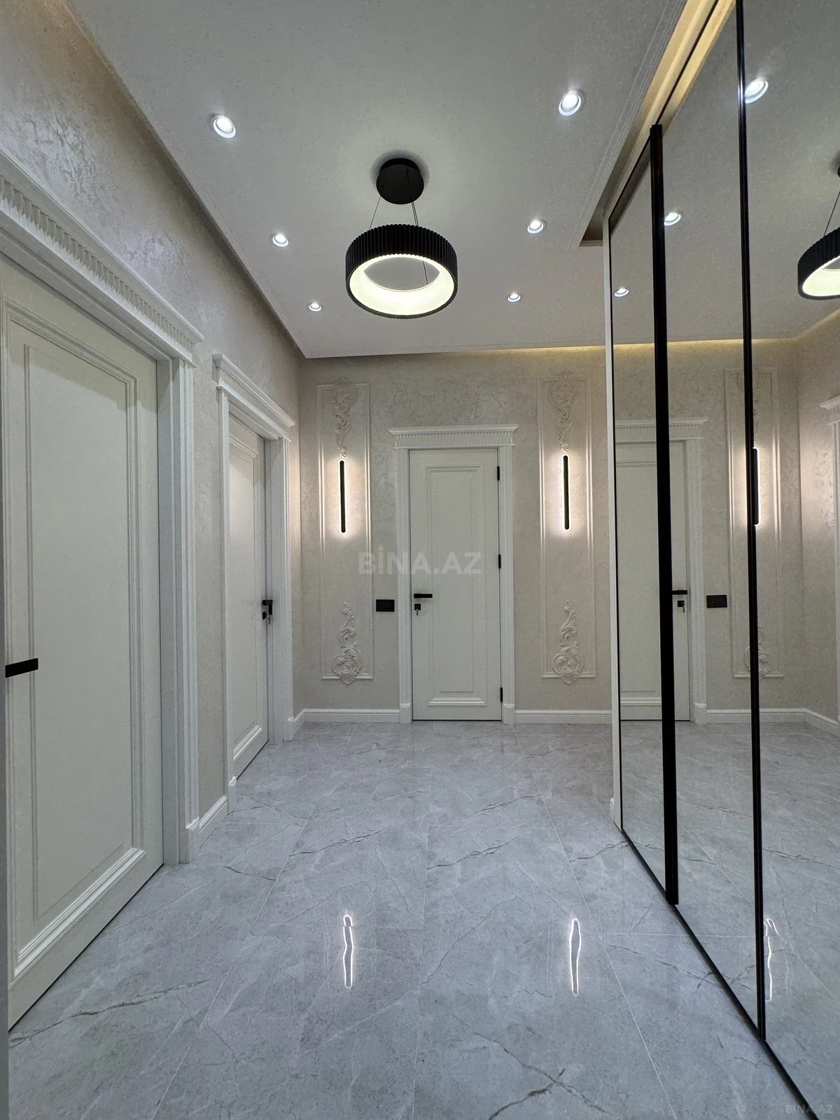 Satılır 3 otaqlı mənzil 105 m²