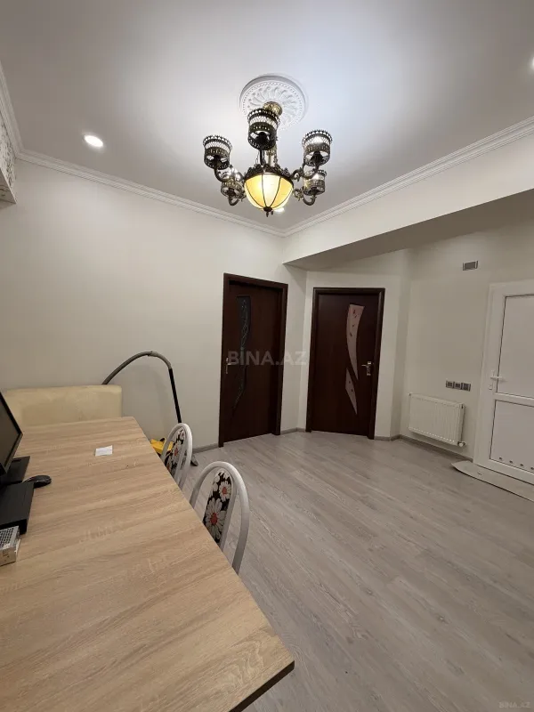 Satılır 2 otaqlı mənzil 60 m²