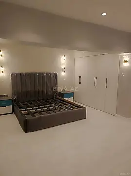 Satılır 4 otaqlı mənzil 135.5 m²