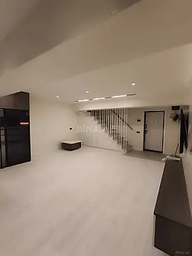 Satılır 4 otaqlı mənzil 135.5 m²