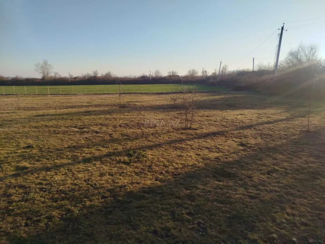 Satılır torpaq sahəsi 10 m²