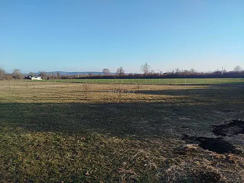 Satılır torpaq sahəsi 10 m²