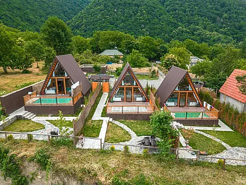 Kirayə verilir 1 otaqlı həyət evi 50 m² — Qəbələ 1 otaq 50.00 m²