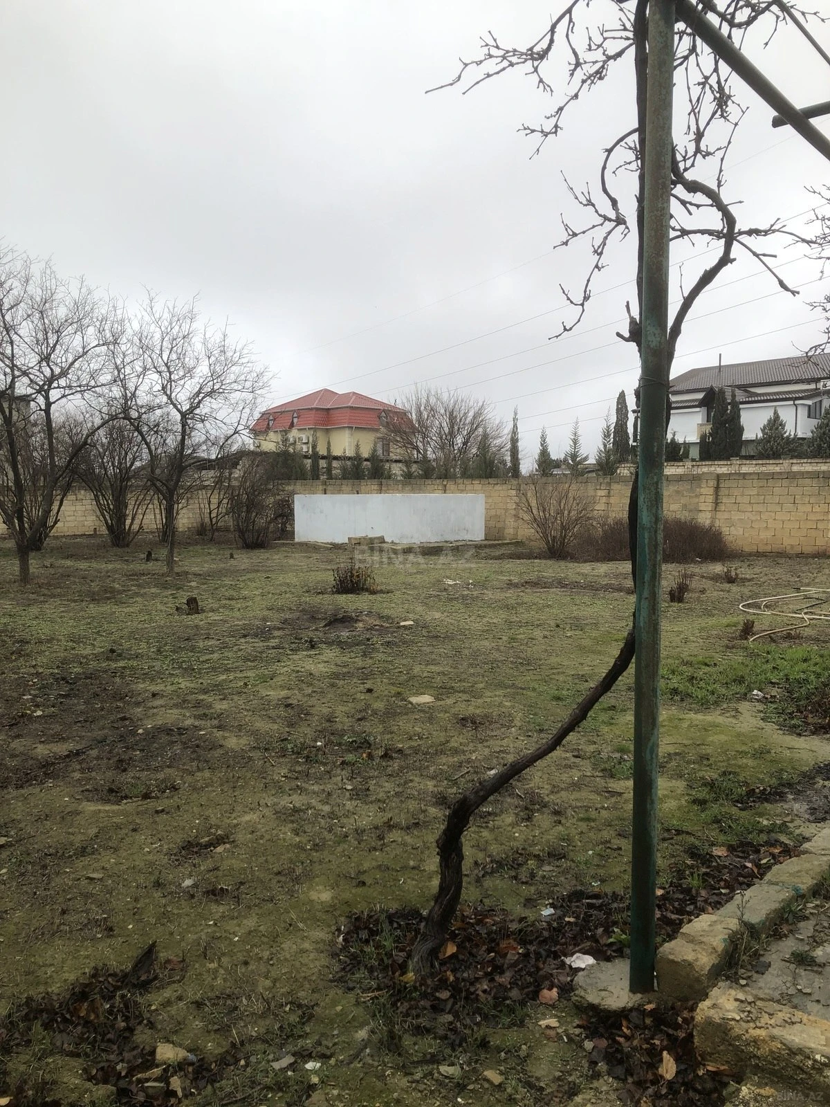 Satılır torpaq sahəsi 10 m²