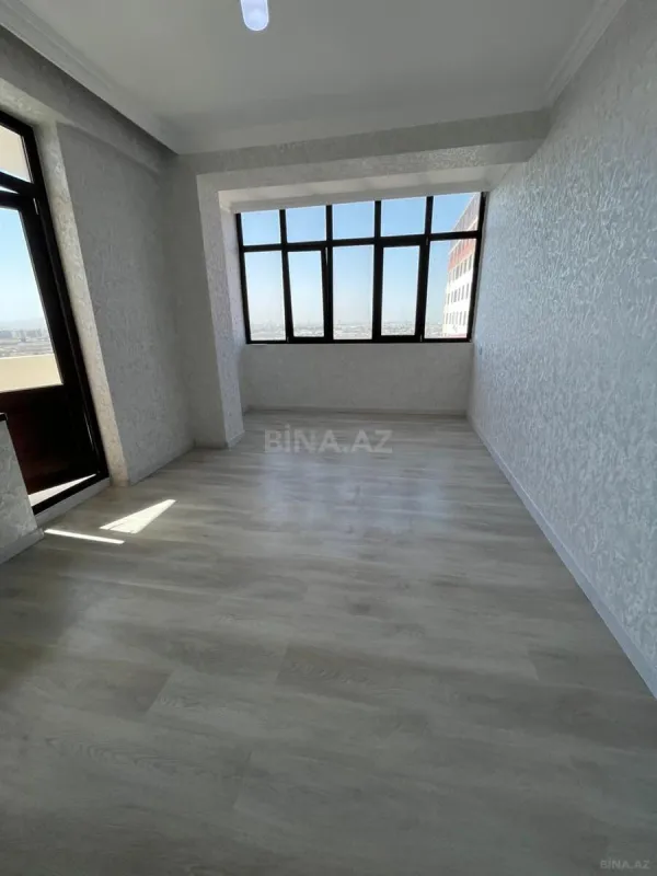 Satılır 3 otaqlı mənzil 102.5 m²