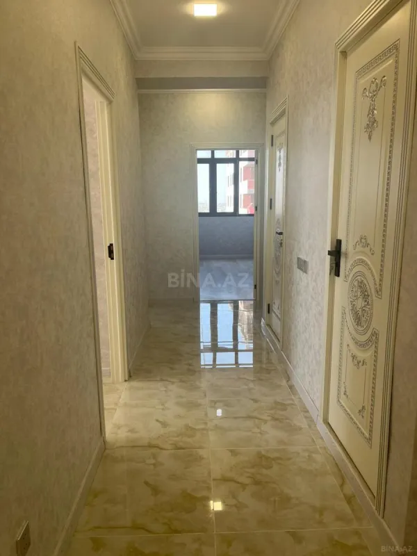 Satılır 3 otaqlı mənzil 102.5 m²