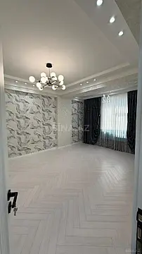 Satılır 4 otaqlı mənzil 131 m²