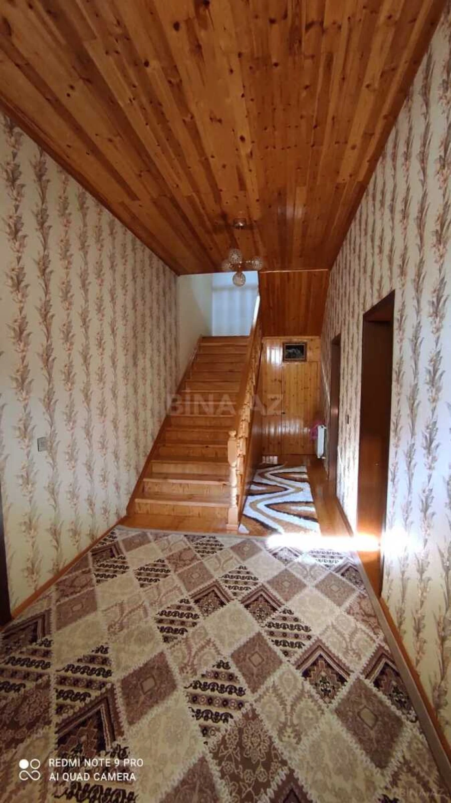 Satılır 6 otaqlı həyət evi 300 m²