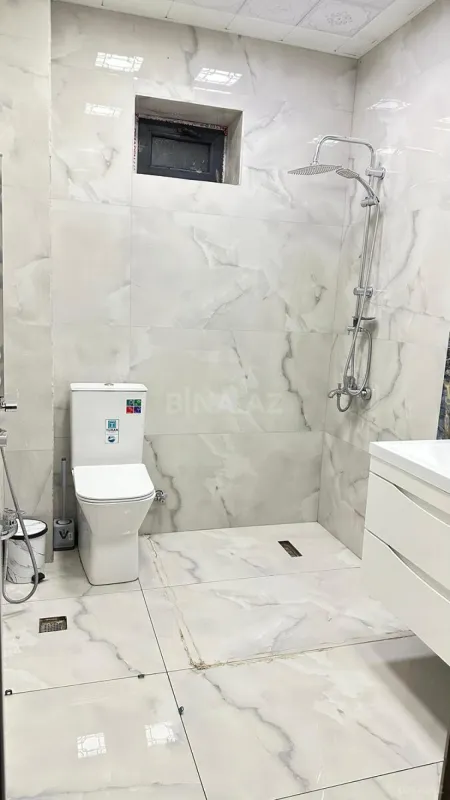 Satılır 4 otaqlı həyət evi 160 m²