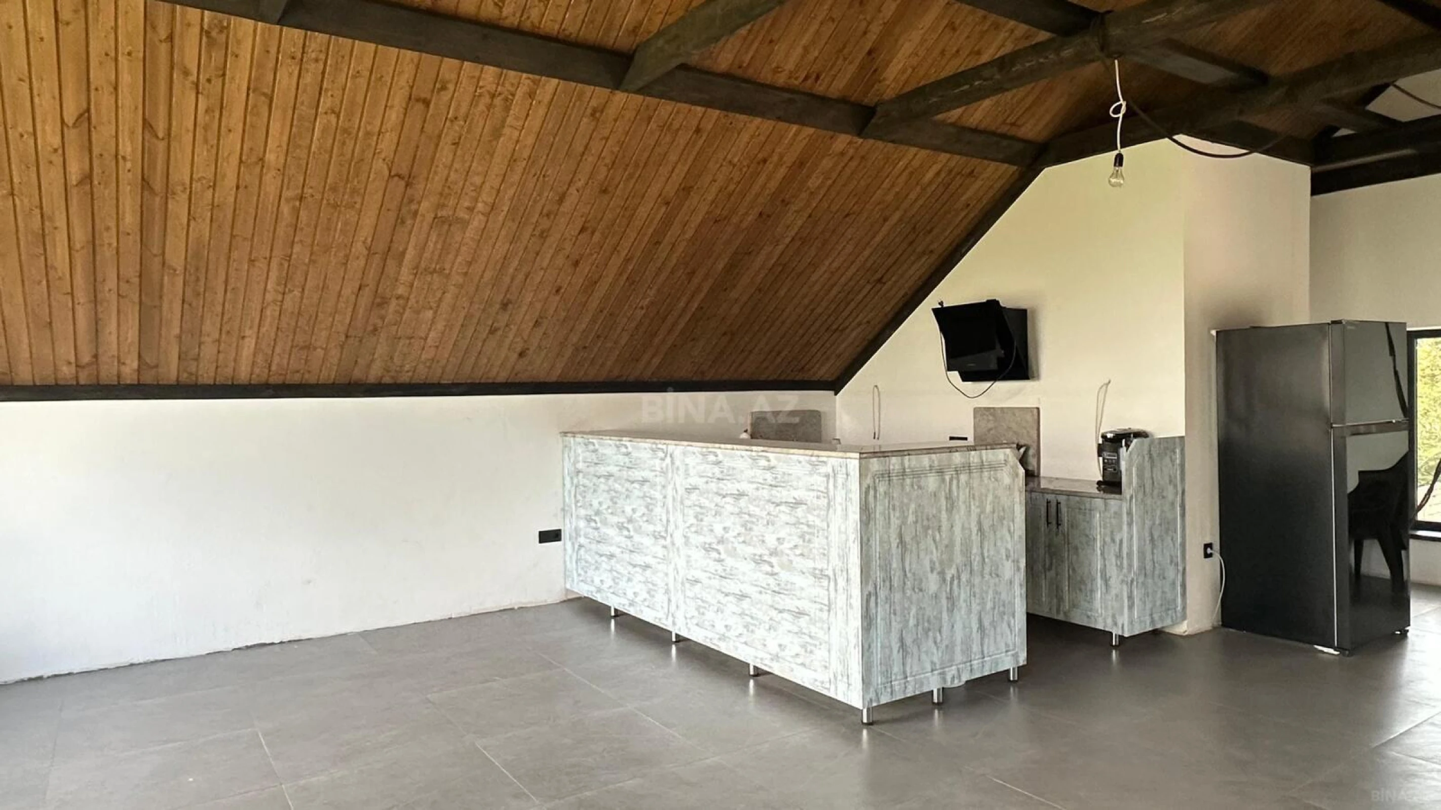 Satılır 4 otaqlı həyət evi 160 m²