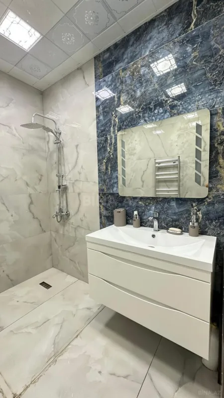 Satılır 4 otaqlı həyət evi 160 m²