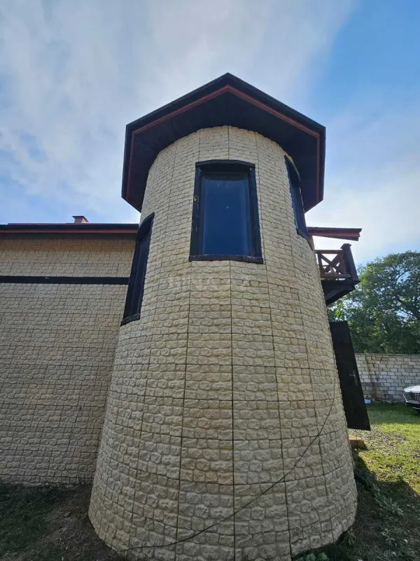 Satılır 4 otaqlı həyət evi 160 m²