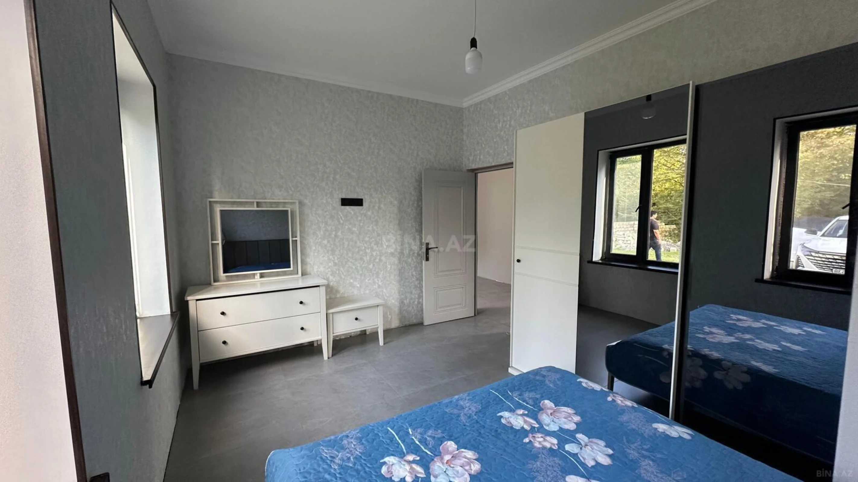 Satılır 4 otaqlı həyət evi 160 m²