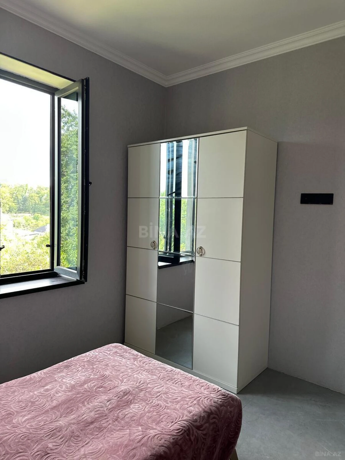 Satılır 4 otaqlı həyət evi 160 m²