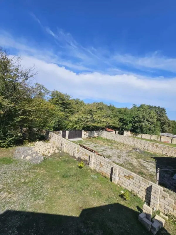 Satılır 4 otaqlı həyət evi 160 m²