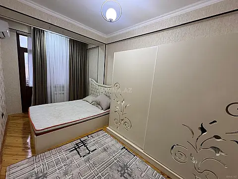 Satılır 2 otaqlı mənzil 64 m²