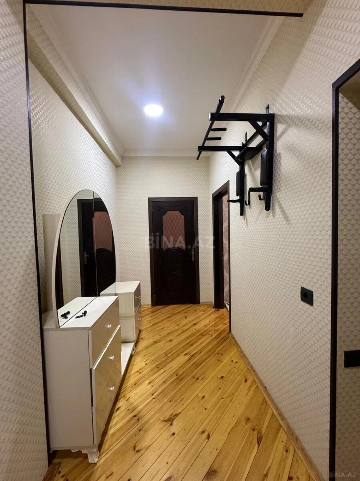 Satılır 2 otaqlı mənzil 64 m²