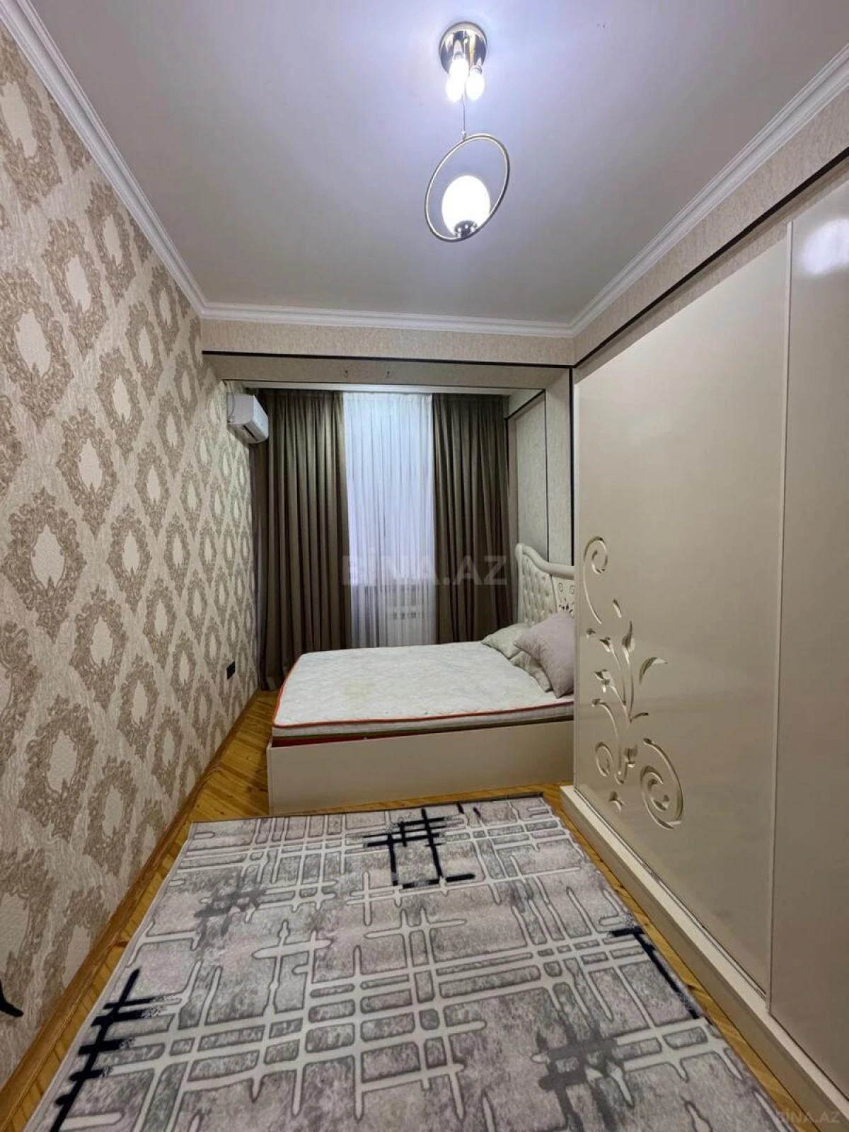 Satılır 2 otaqlı mənzil 64 m²