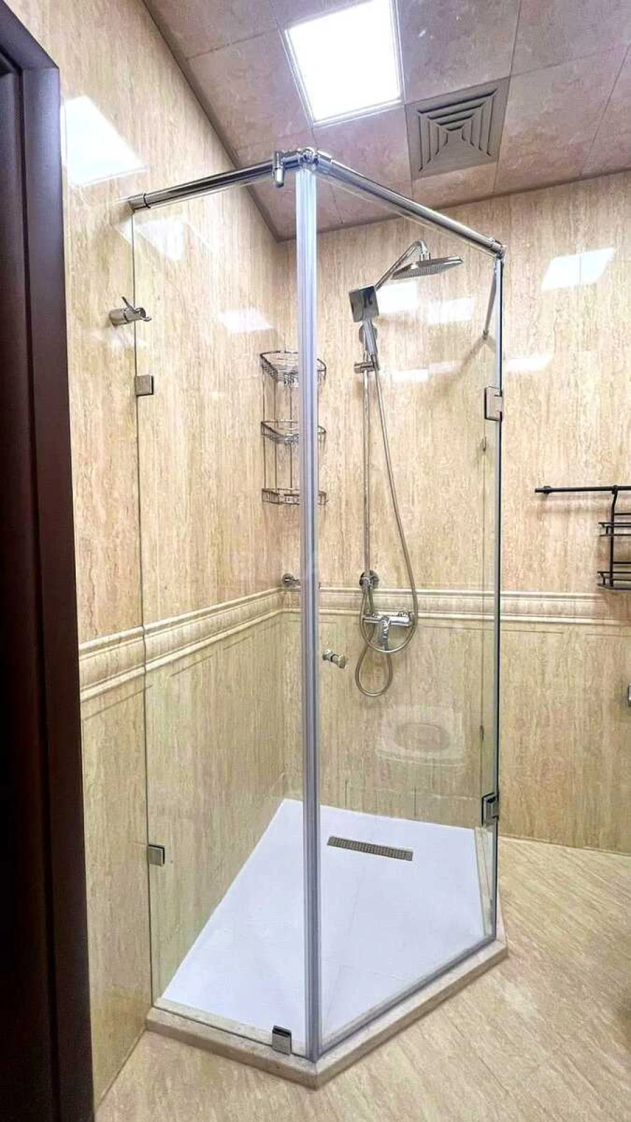 Satılır 2 otaqlı mənzil 70.5 m²