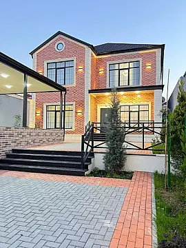 Satılır 6 otaqlı həyət evi 300 m²