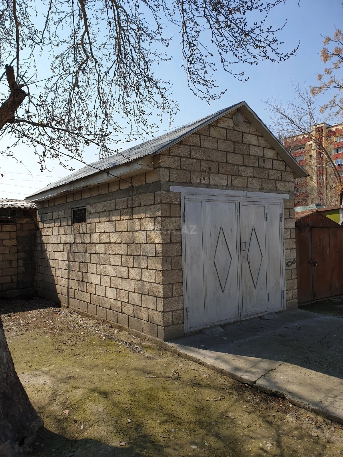 Satılır obyekt 27 m²