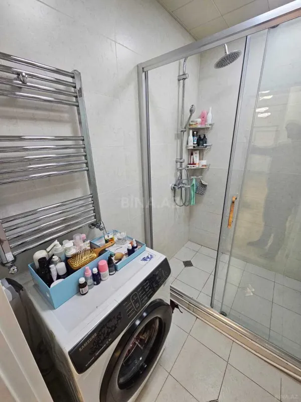 Satılır 3 otaqlı mənzil 110 m²