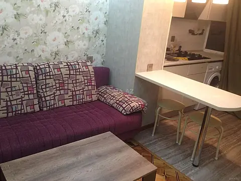 Kirayə verilir 2 otaqlı mənzil 33 m²