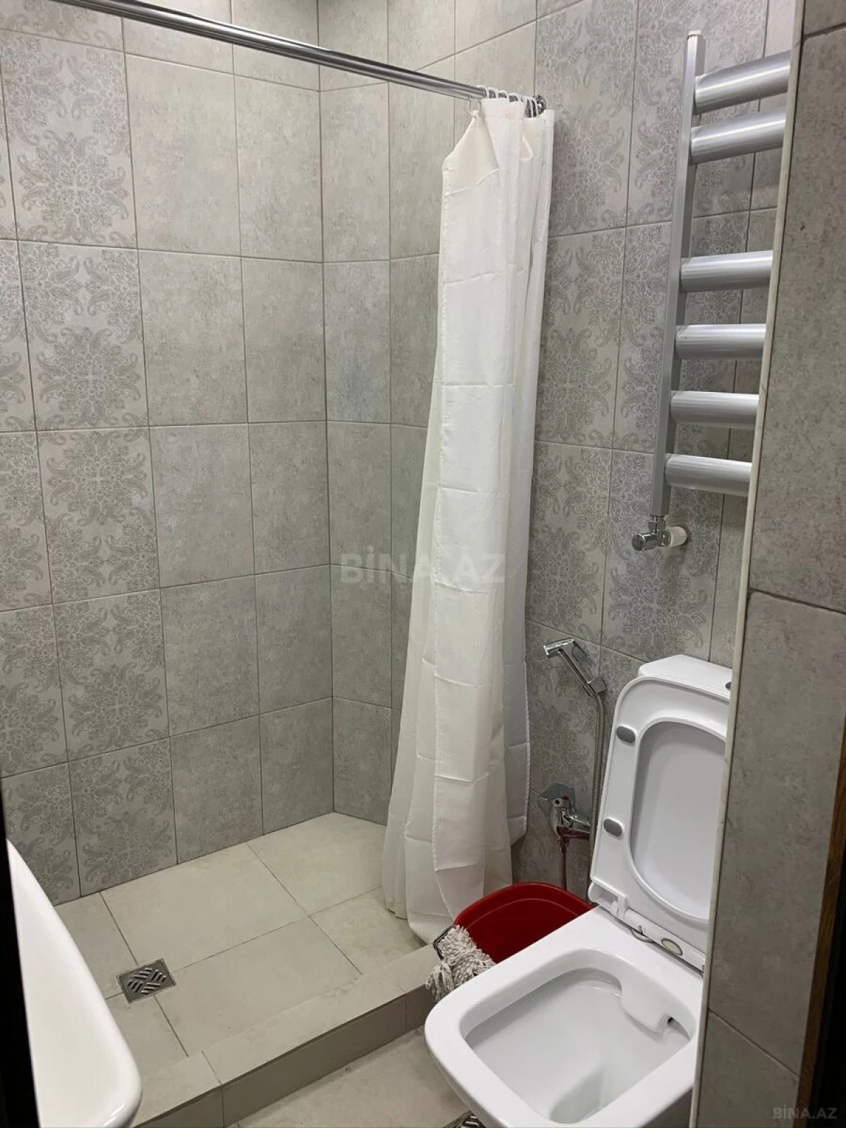 Kirayə verilir 2 otaqlı mənzil 33 m²