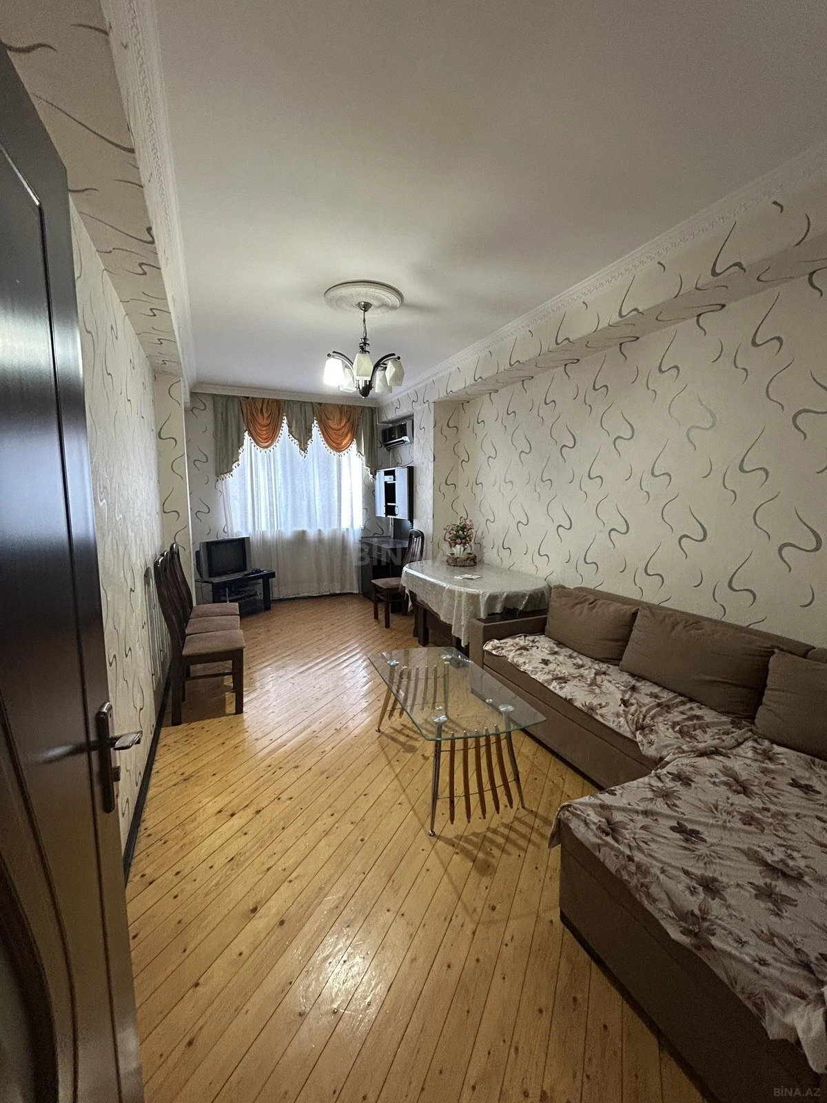 Satılır 2 otaqlı mənzil 66 m²