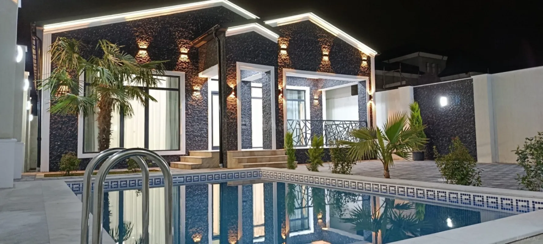 Satılır 4 otaqlı həyət evi 160 m²