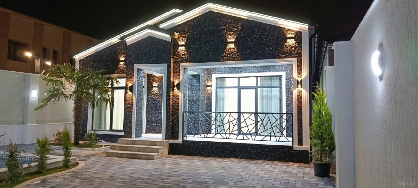 Satılır 4 otaqlı həyət evi 160 m²