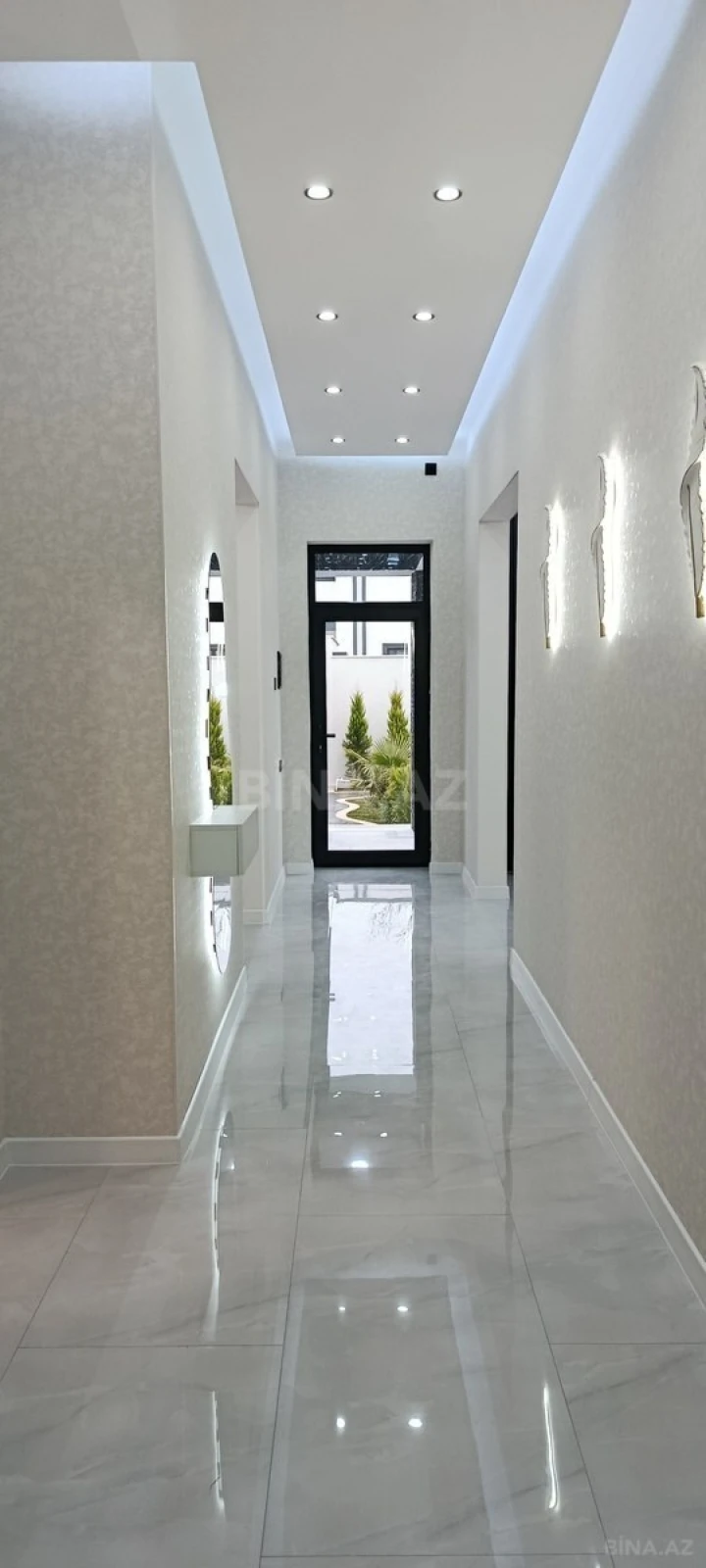 Satılır 4 otaqlı həyət evi 160 m²