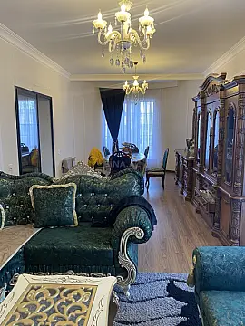 Satılır 4 otaqlı həyət evi 170 m²