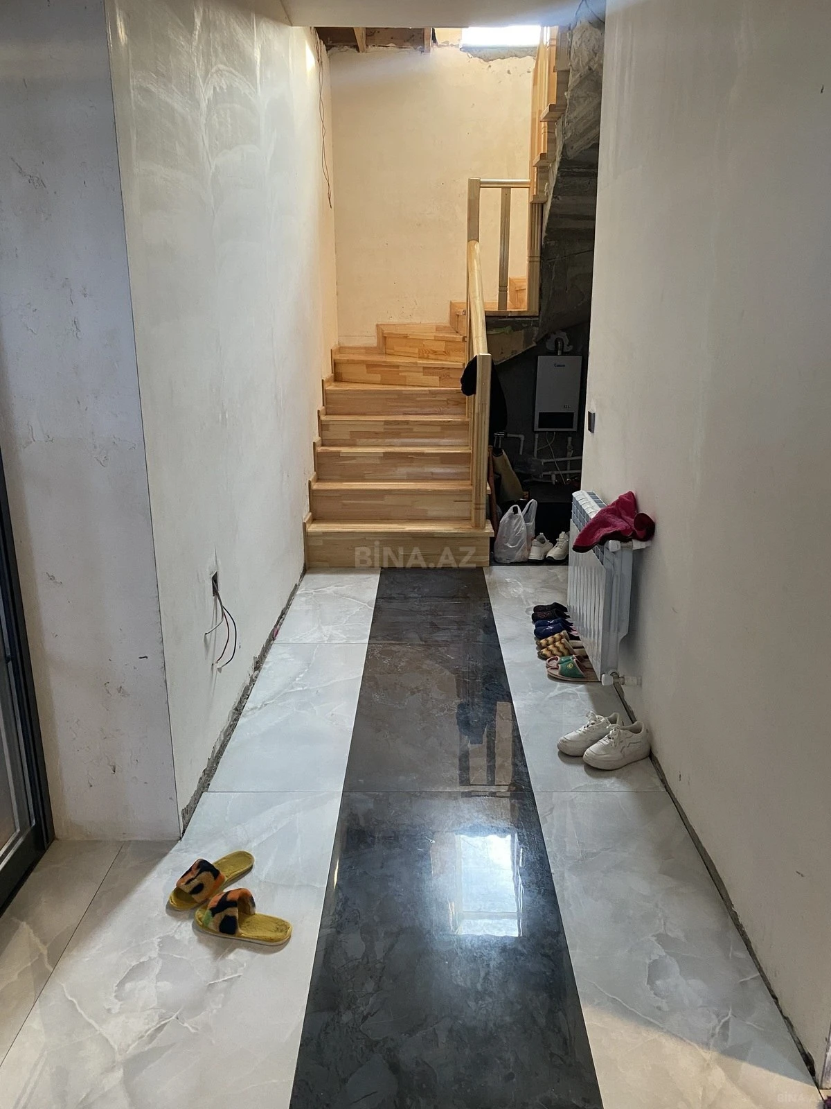 Satılır 4 otaqlı həyət evi 170 m²