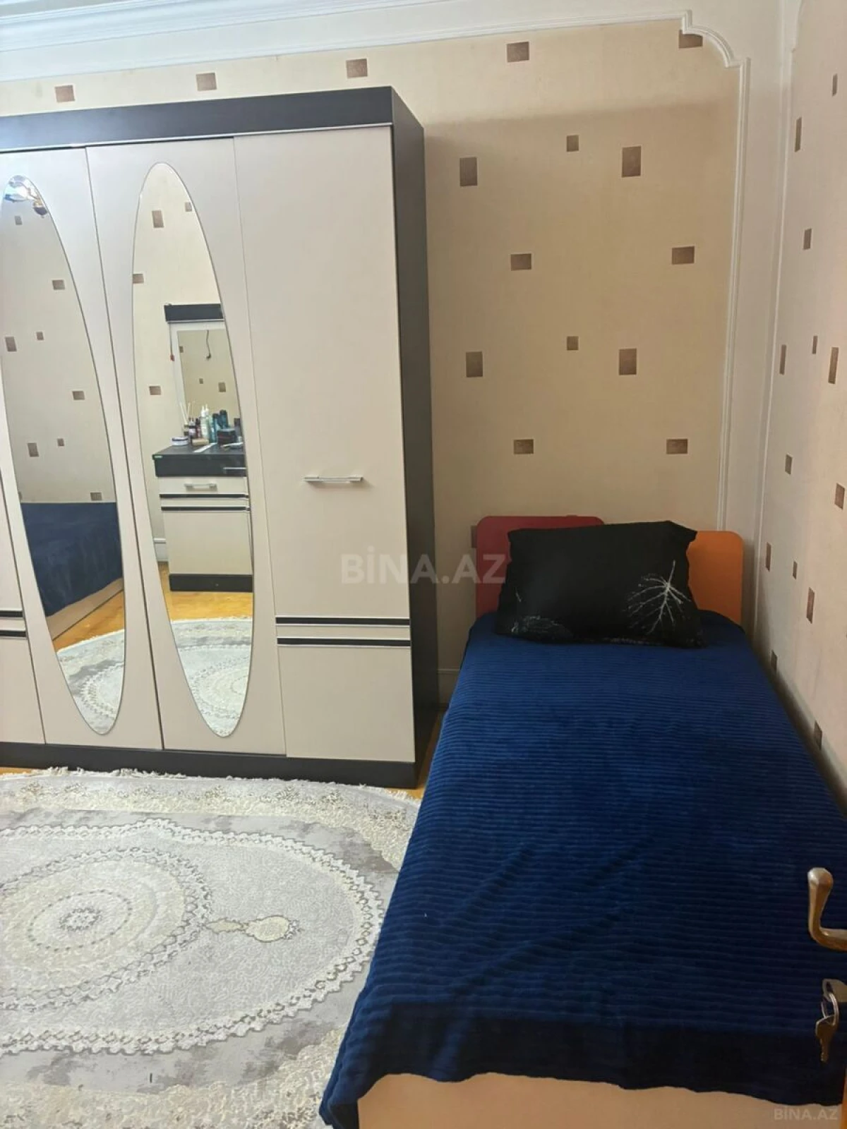 Satılır 3 otaqlı mənzil 70 m²