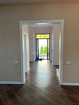 Satılır 5 otaqlı həyət evi 200 m²