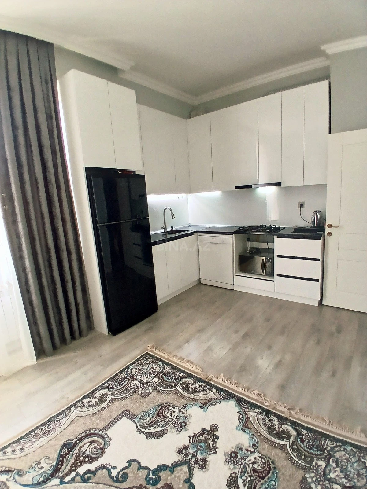 Satılır 3 otaqlı mənzil 64 m²