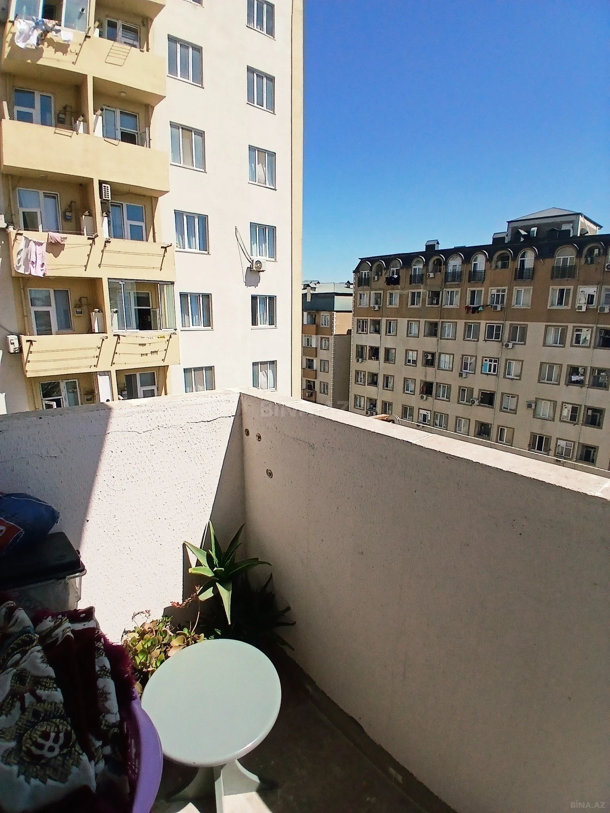 Satılır 3 otaqlı mənzil 64 m²