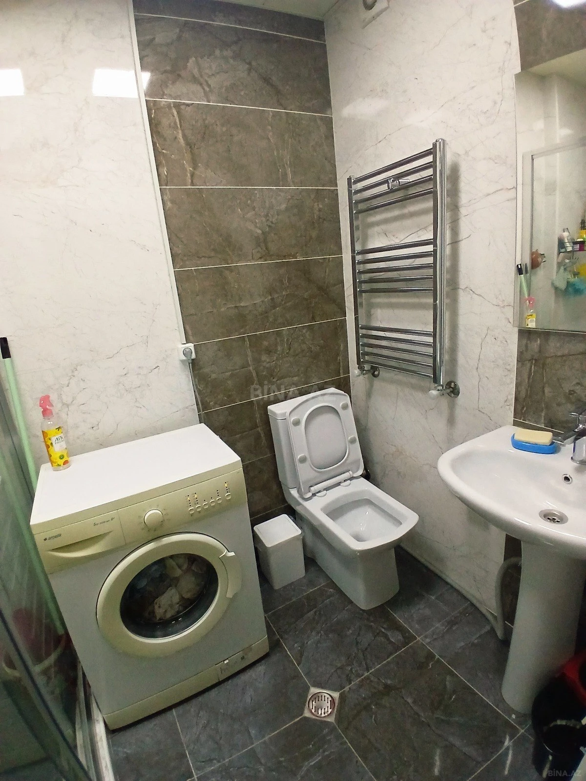 Satılır 3 otaqlı mənzil 64 m²