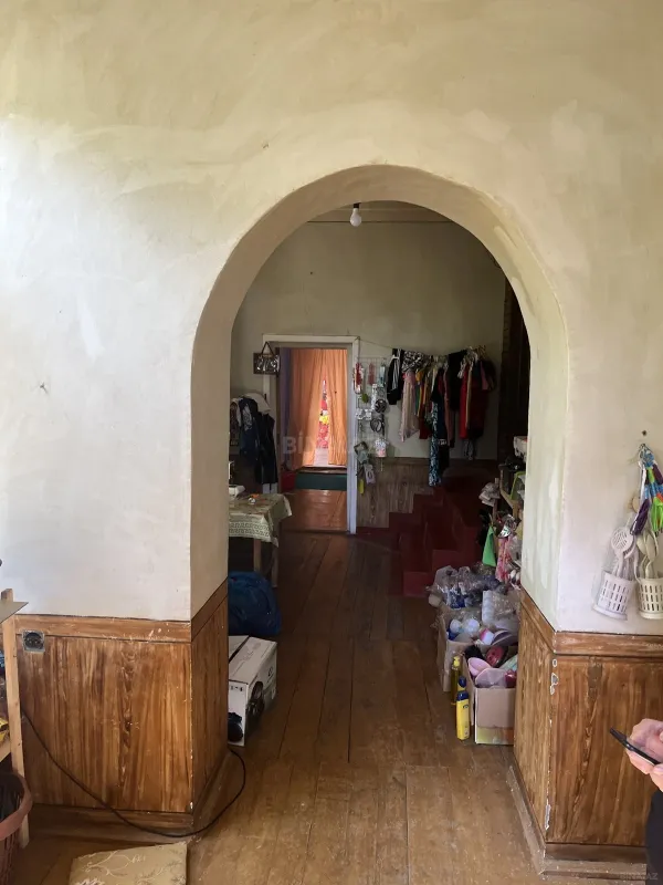 Satılır 6 otaqlı həyət evi 233 m²