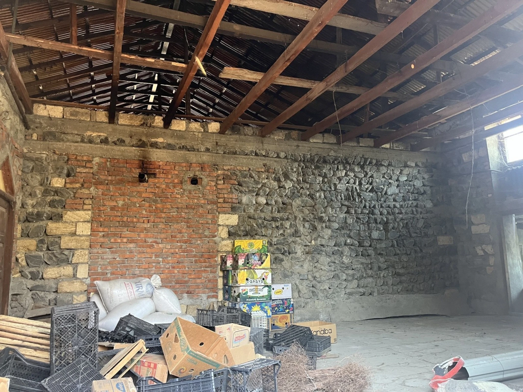 Satılır 6 otaqlı həyət evi 233 m²