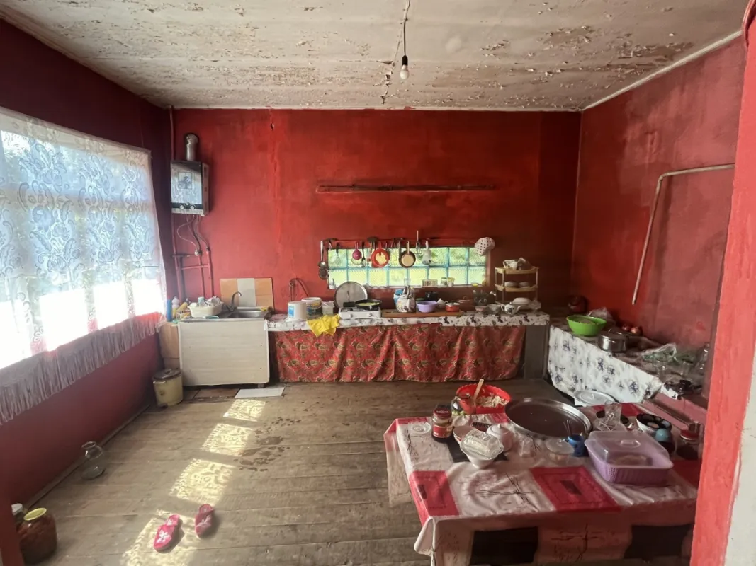 Satılır 6 otaqlı həyət evi 233 m²