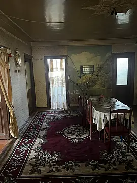 Satılır 6 otaqlı həyət evi 233 m²