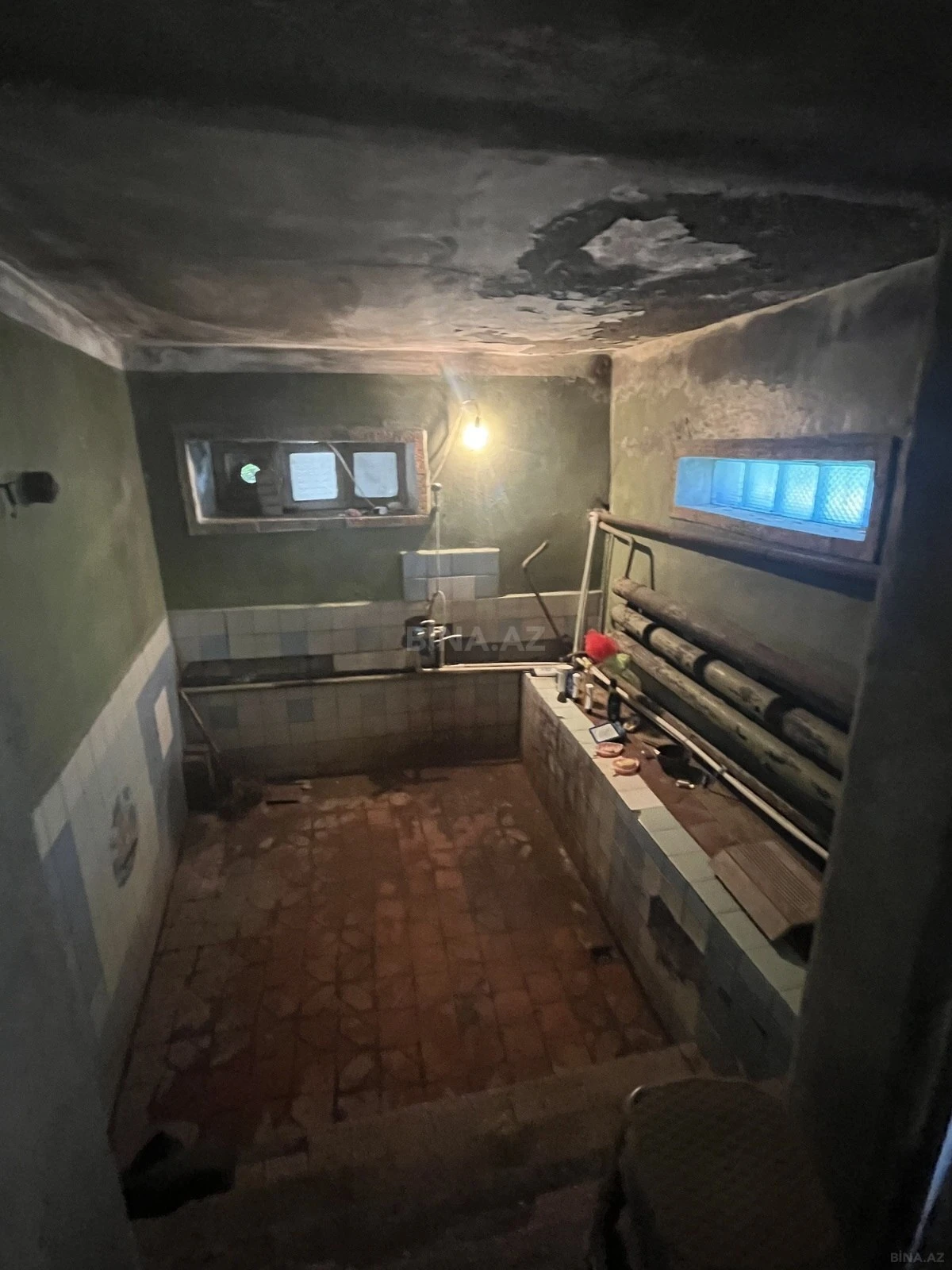 Satılır 6 otaqlı həyət evi 233 m²