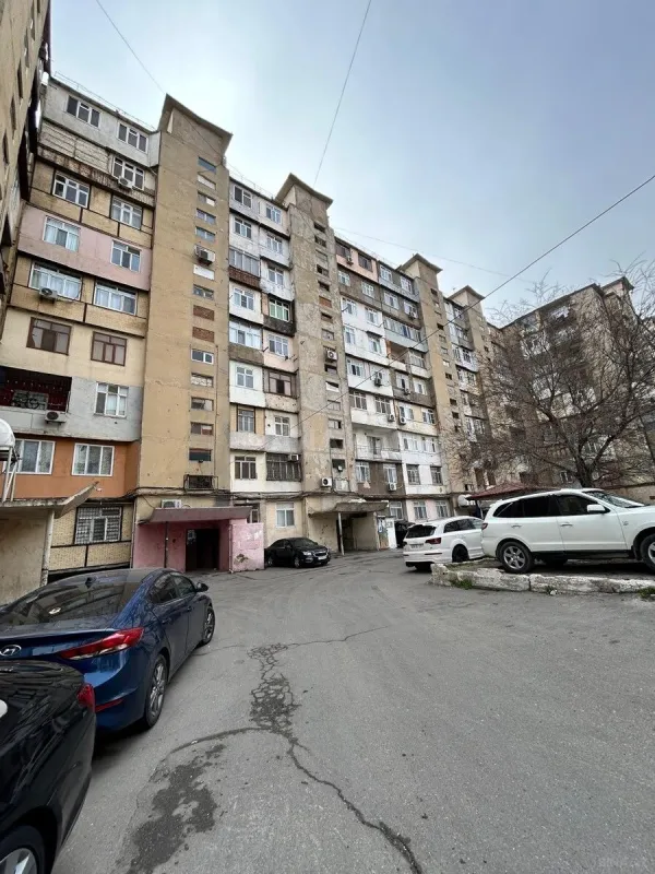 Satılır 3 otaqlı mənzil 78 m²