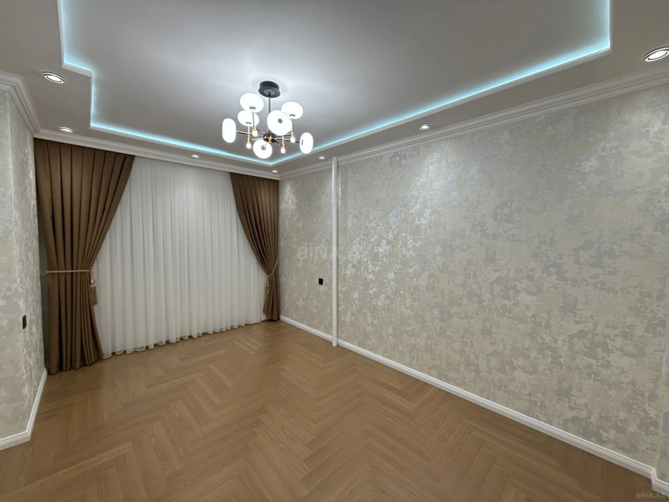 Satılır 3 otaqlı mənzil 80 m²