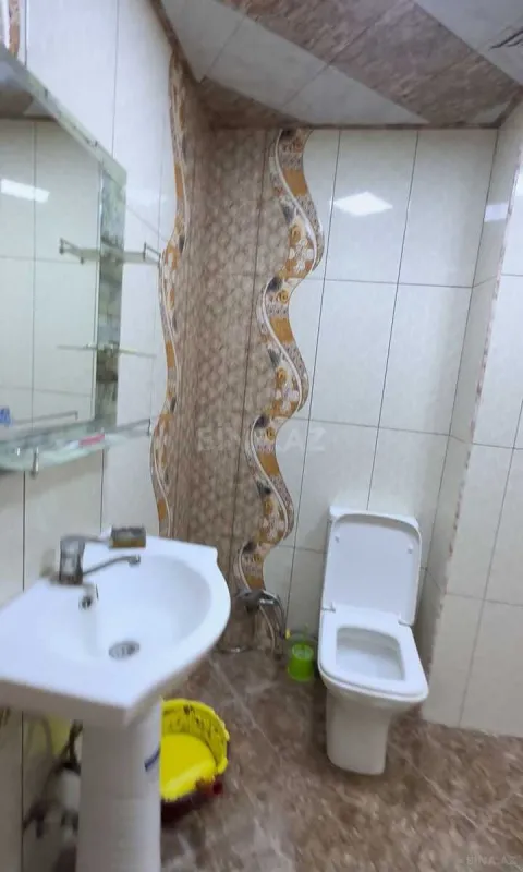 Satılır 2 otaqlı mənzil 62 m²