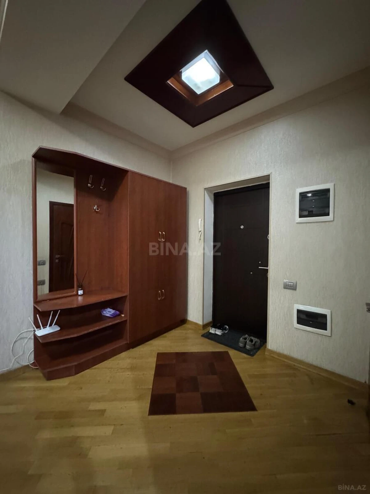 Kirayə verilir 3 otaqlı mənzil 122 m²